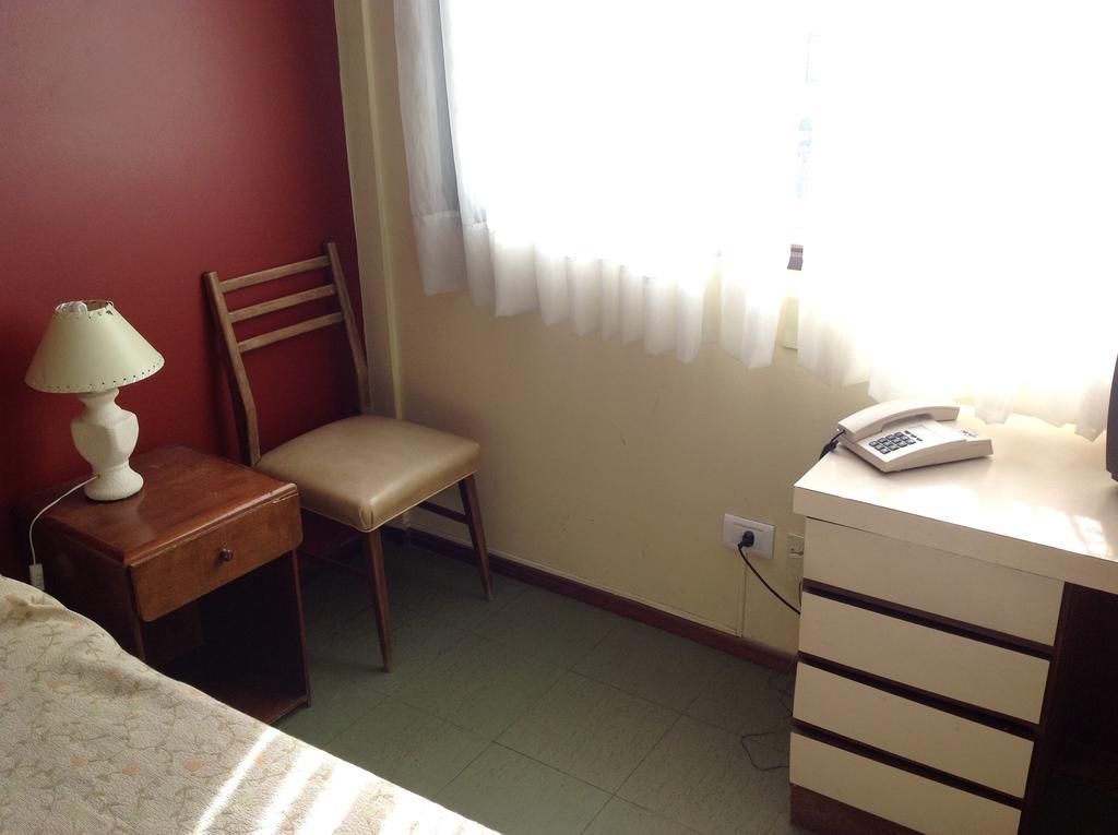 Hotel Delfin Mar del Plata Habitación foto